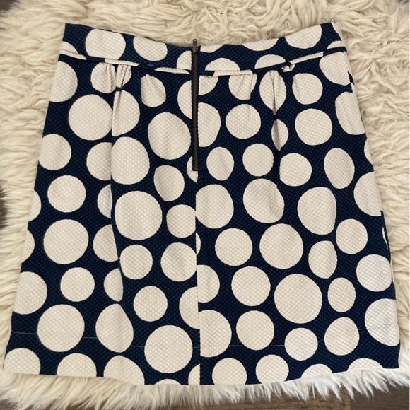 Boden Navy Textured Polkadot Skirt w Pockets Sz 8 US - Picture 4 of 5